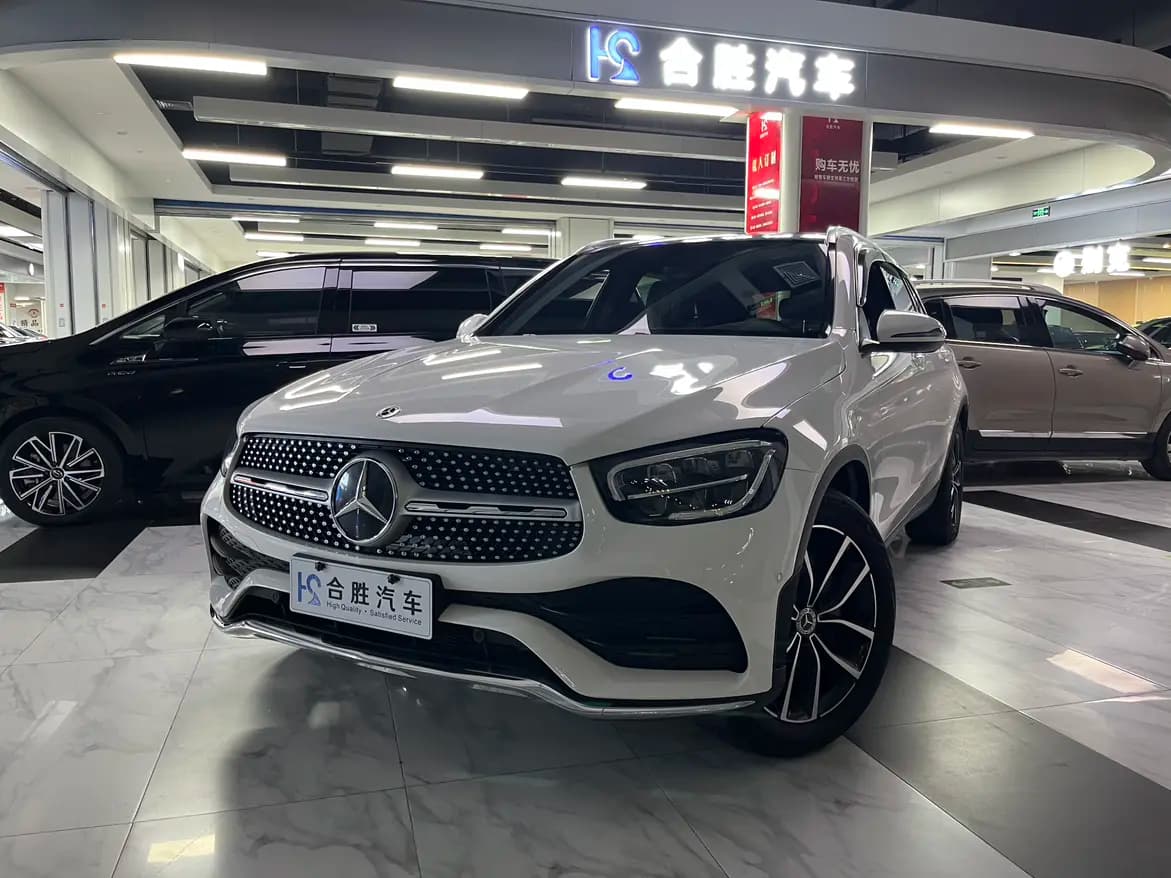 Mercedes-Benz GLC 2022 г. 93168 км.