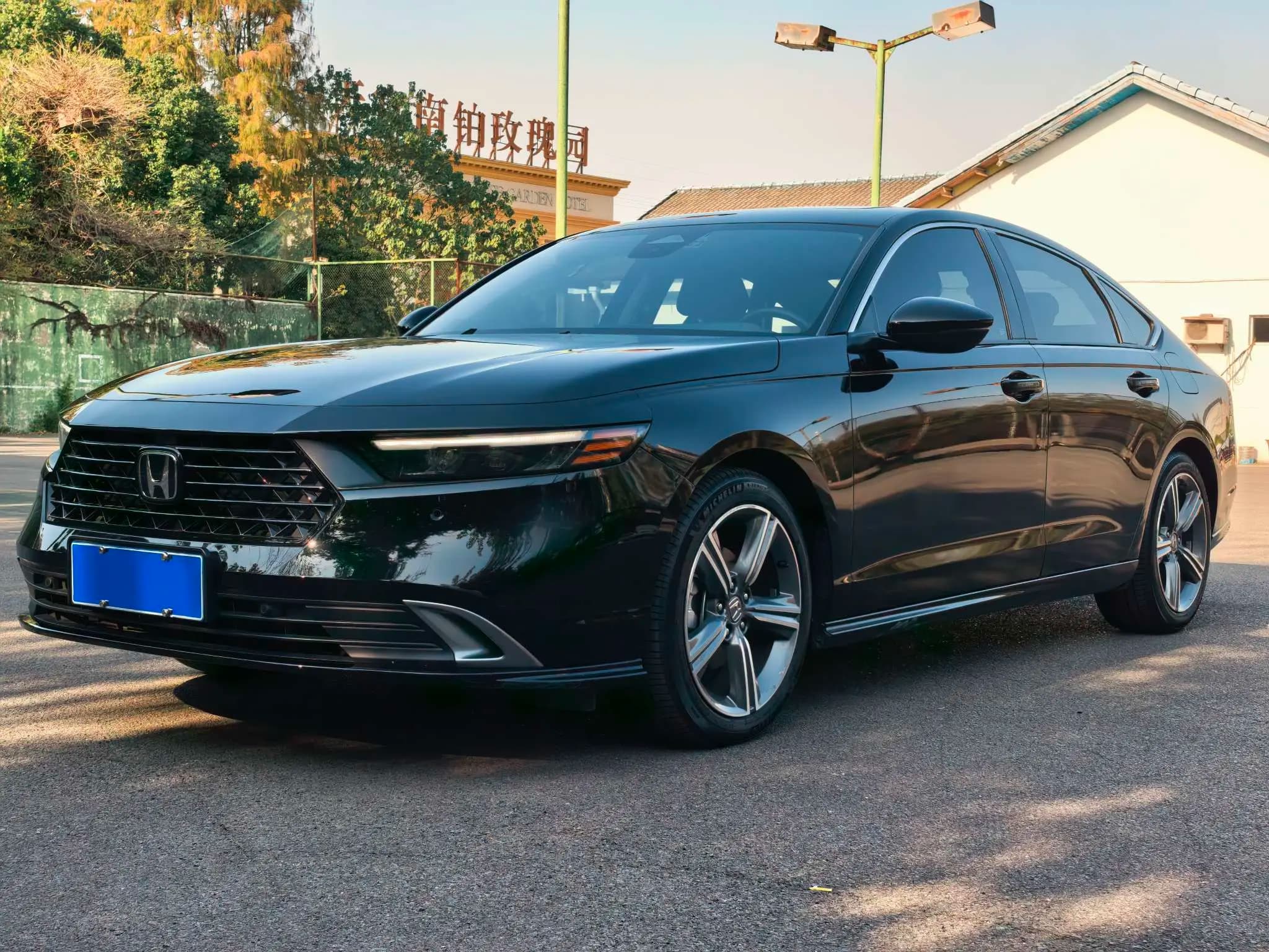 Honda Accord 2024 г. 18949 км.