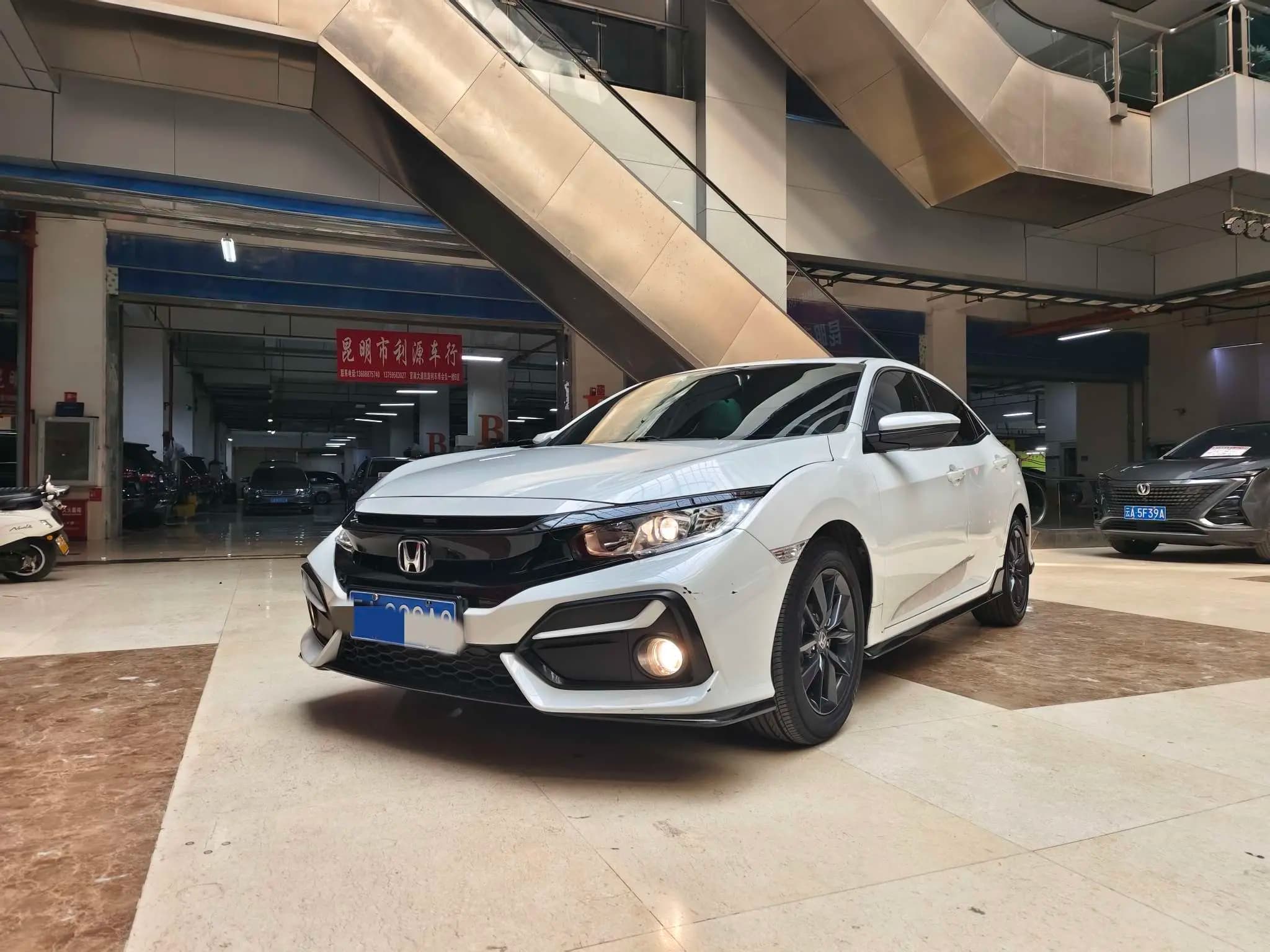 Honda Civic 2022 г. 28038 км.
