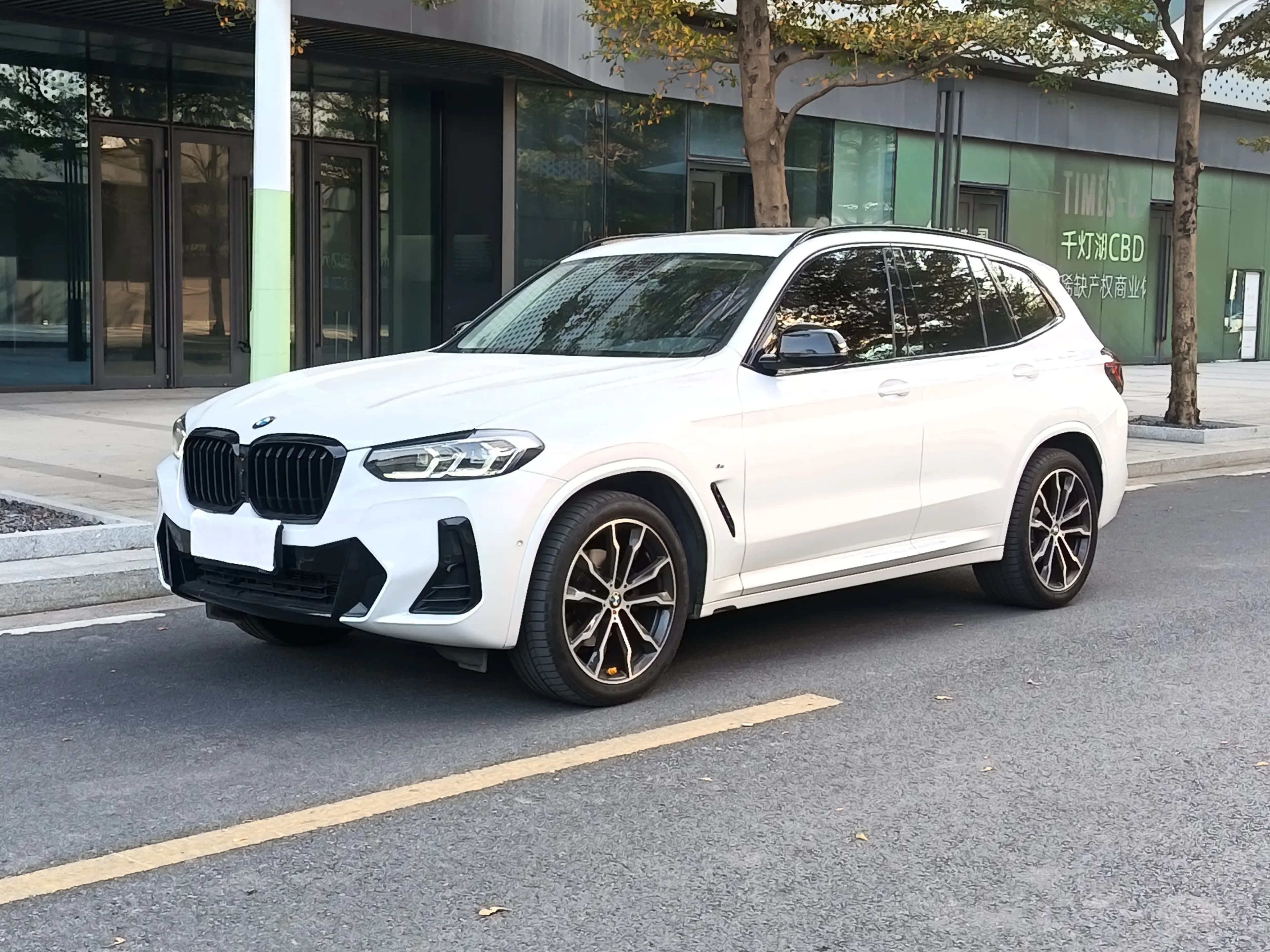 BMW X3 2023 г. 31023 км.