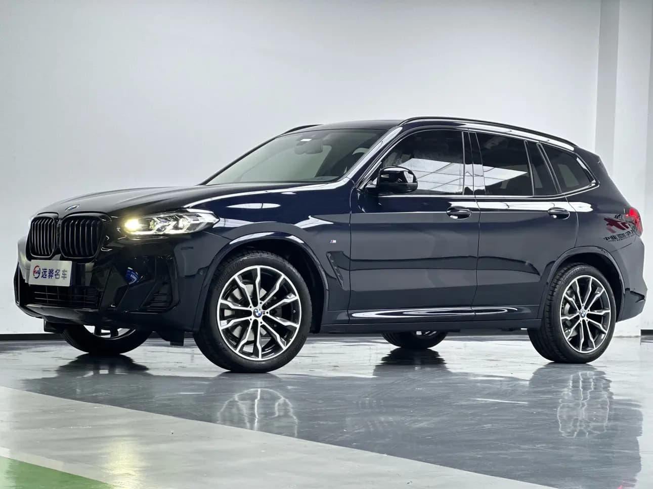 BMW X3 2023 г. 14025 км.
