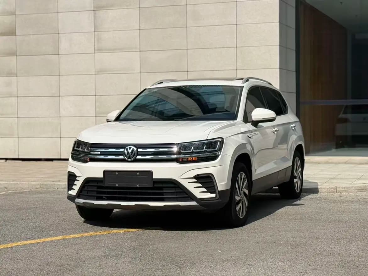 Volkswagen Tharu 2021 г. 86088 км.