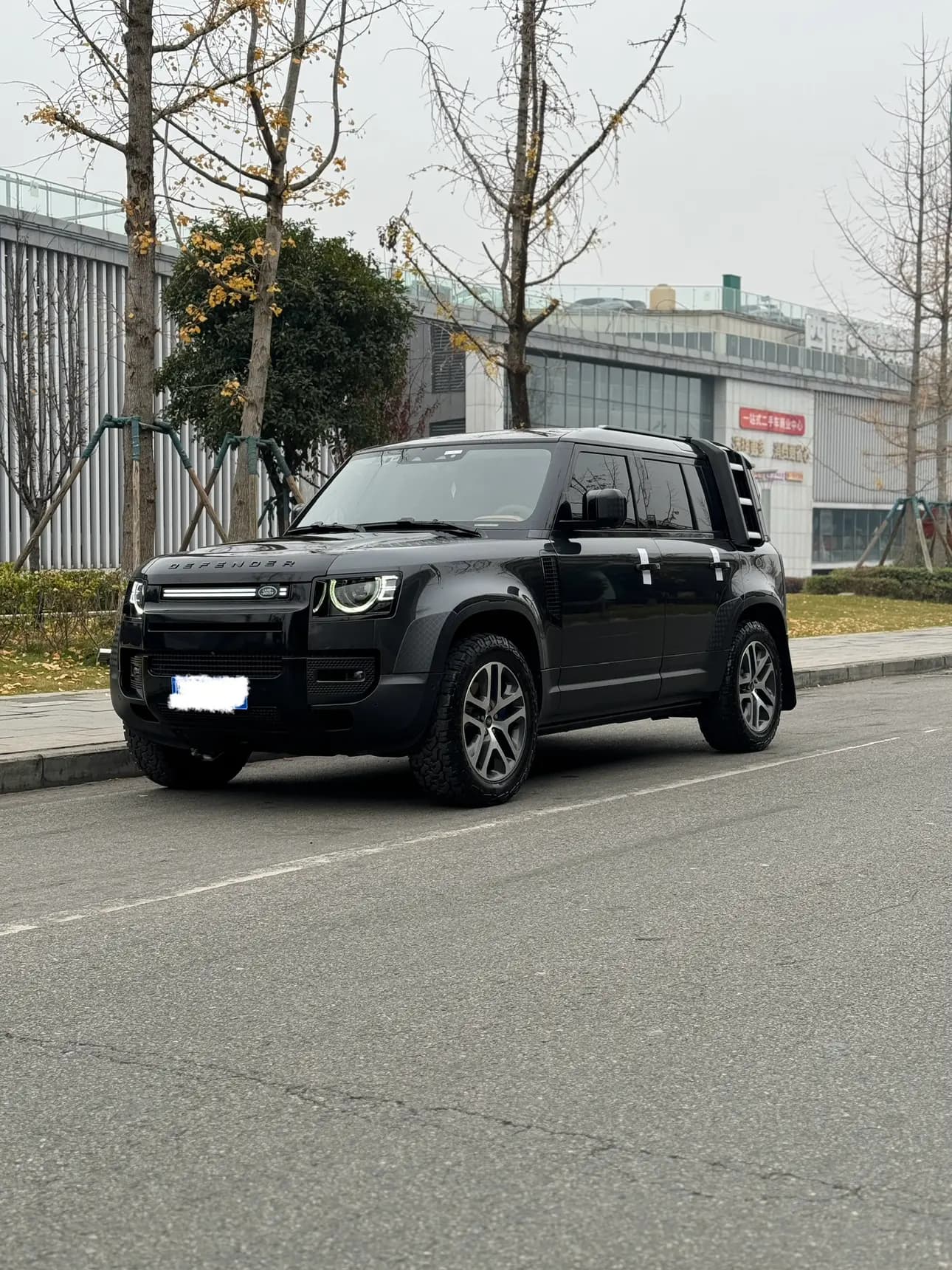 Land Rover Guard 2022 г. 67115 км.
