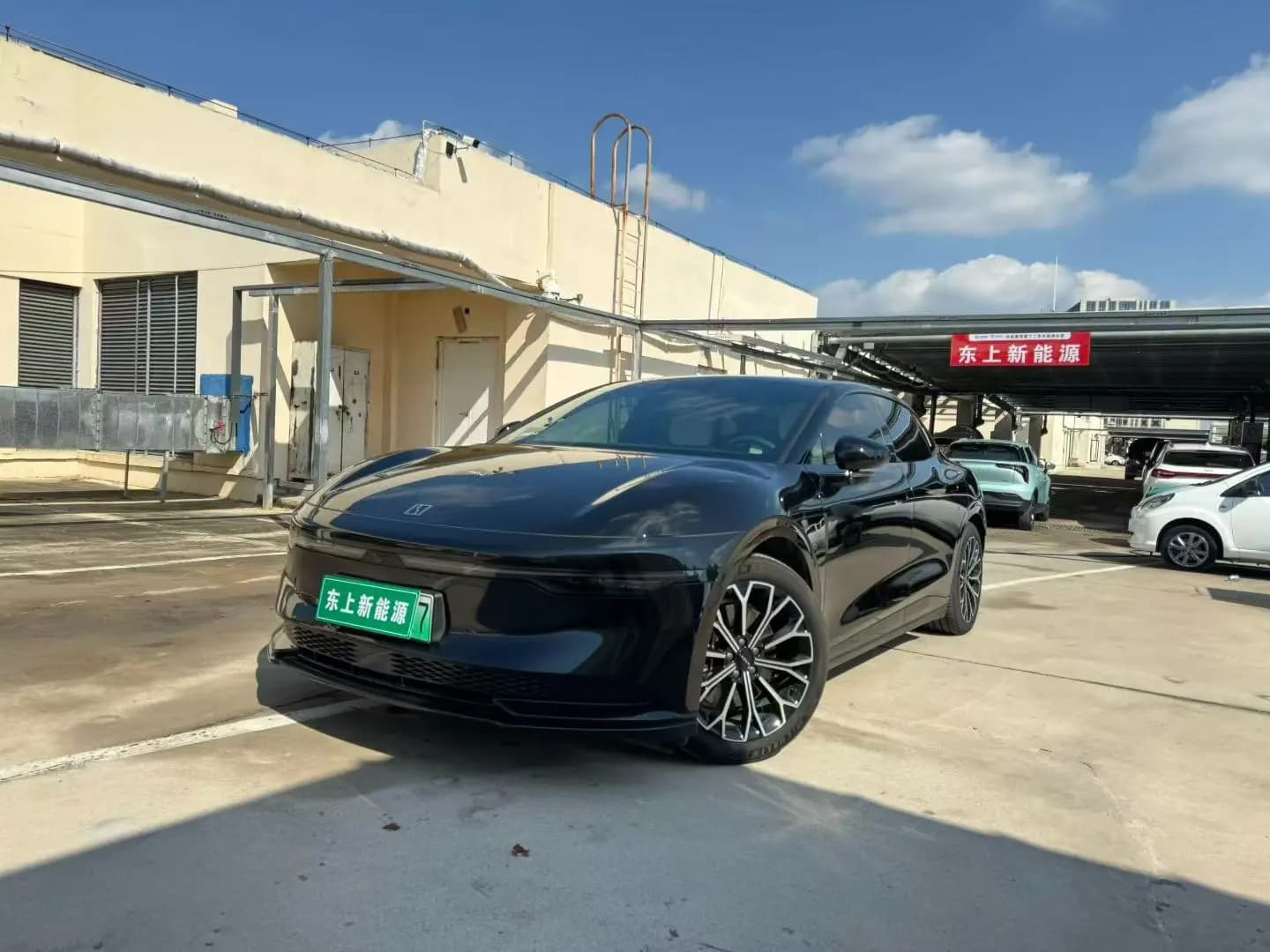 ZEEKR 007 2024 г. 13033 км.