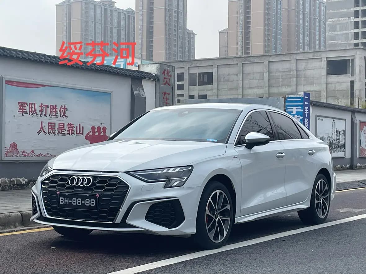 Audi A3 2022 г. 31132 км.