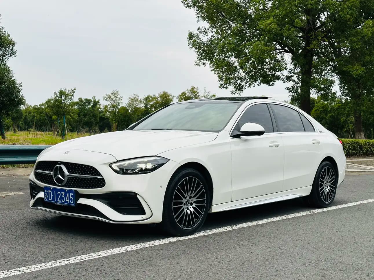 Mercedes-Benz Mercedes Benz C Class 2022 г. 49068 км.
