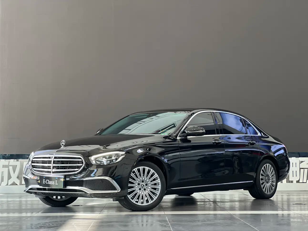 Mercedes-Benz E-Class 2023 г. 69081 км.