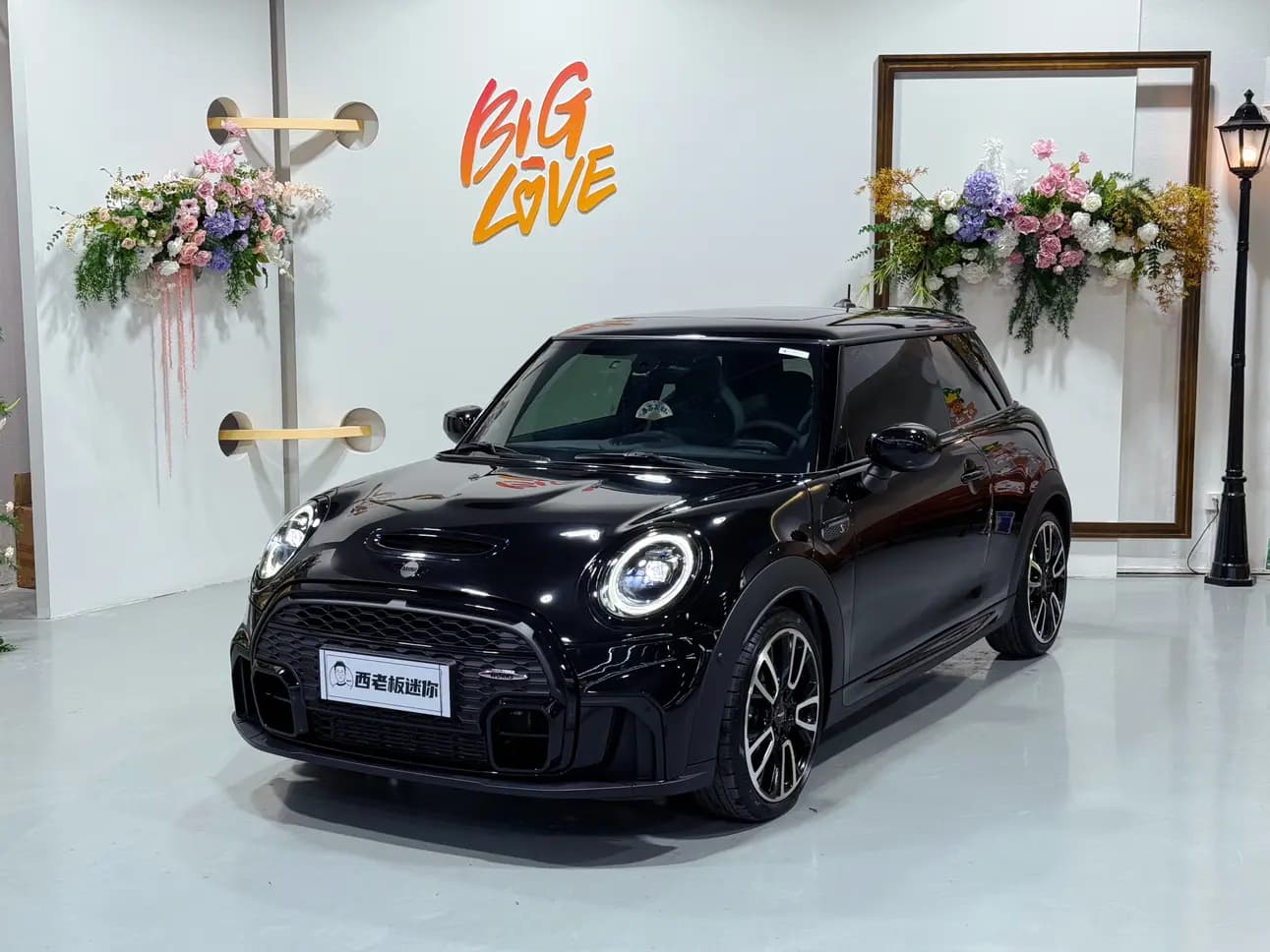 MINI 2023 г. 11600 км.