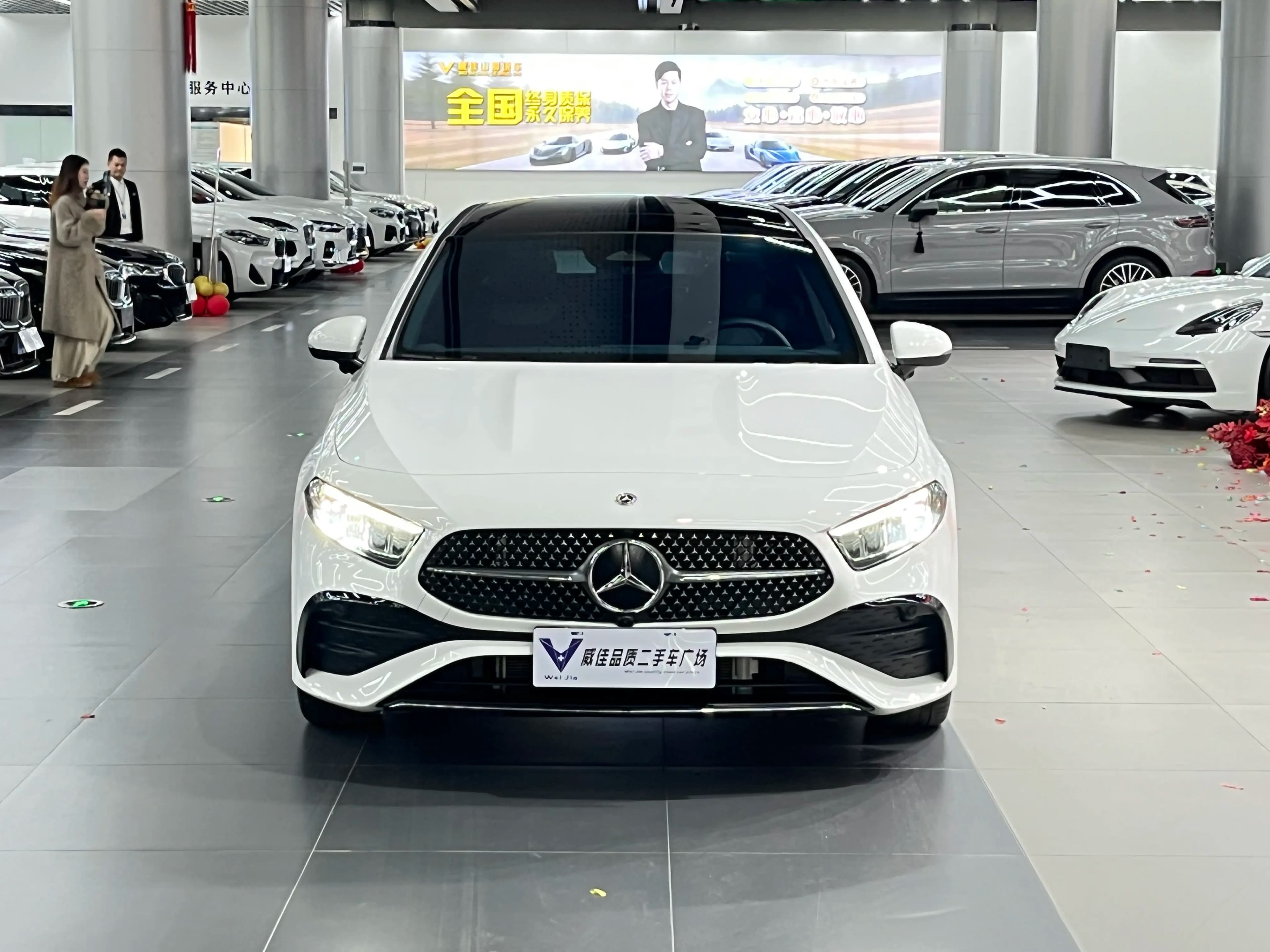 Mercedes-Benz Mercedes Benz A Class 2025 г. 12064 км.