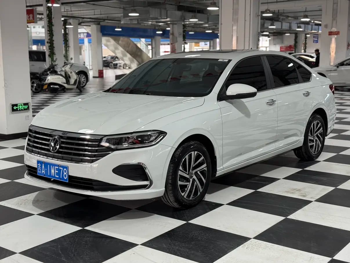 Volkswagen Lavida 2022 г. 85856 км.