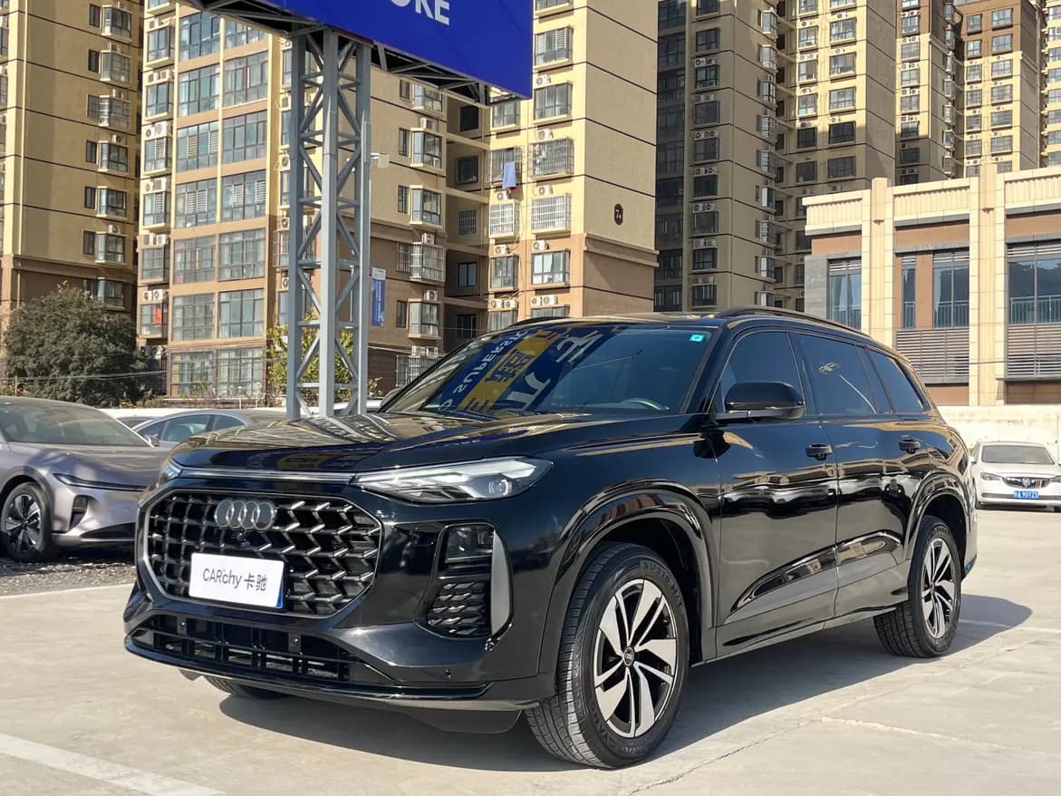 Audi Q6 2023 г. 86045 км.