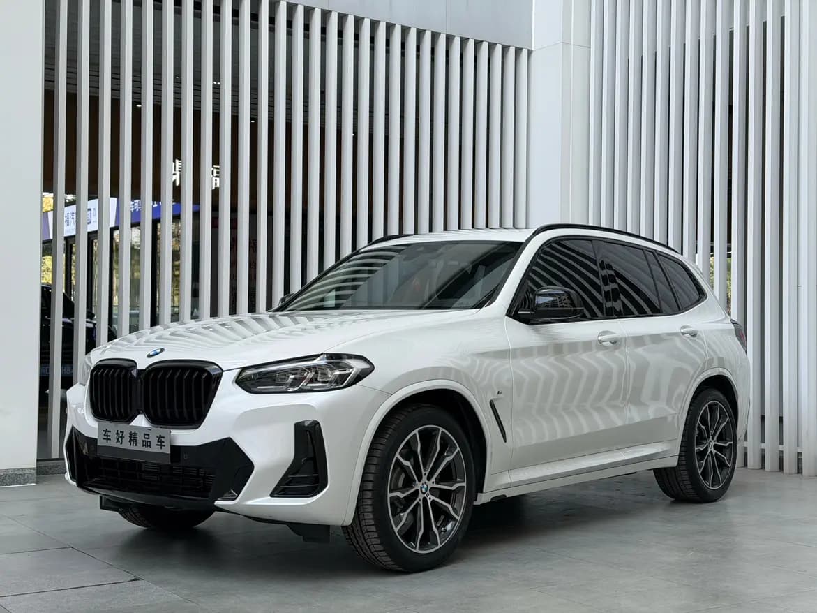 BMW X3 2023 г. 21574 км.
