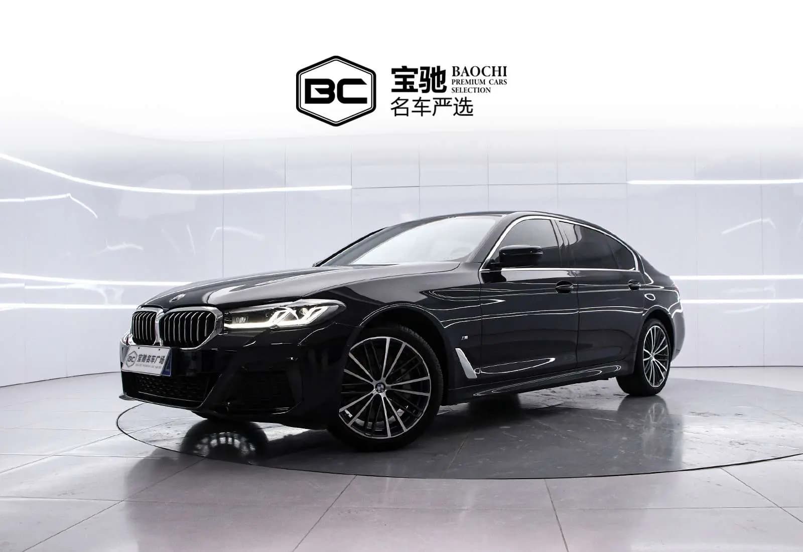 BMW 5 Series 2023 г. 21004 км.