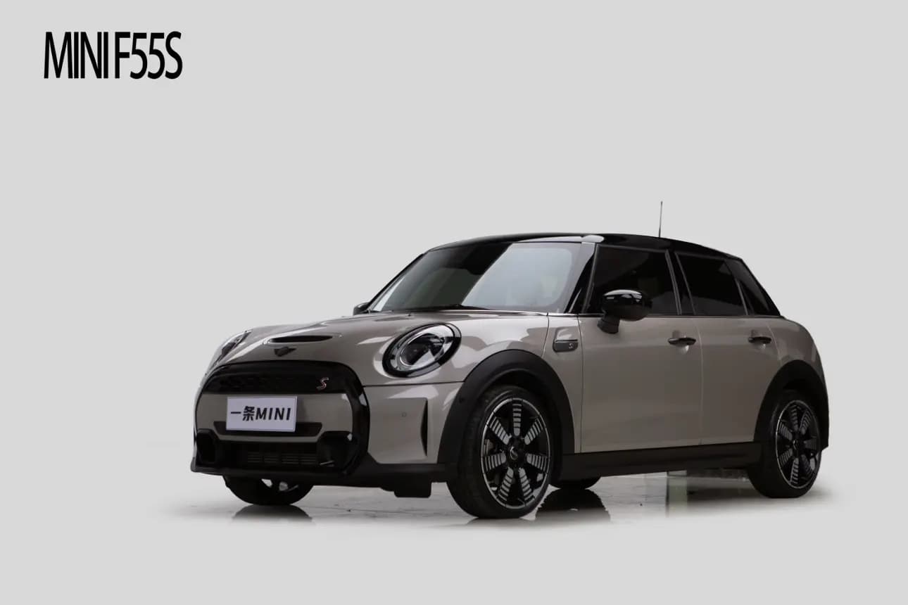 MINI 2022 г. 11000 км.
