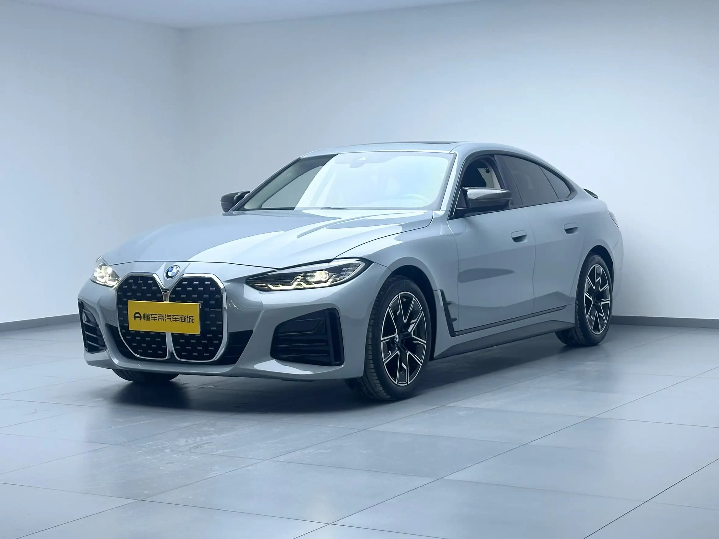 BMW 4 Series 2022 г. 39114 км.