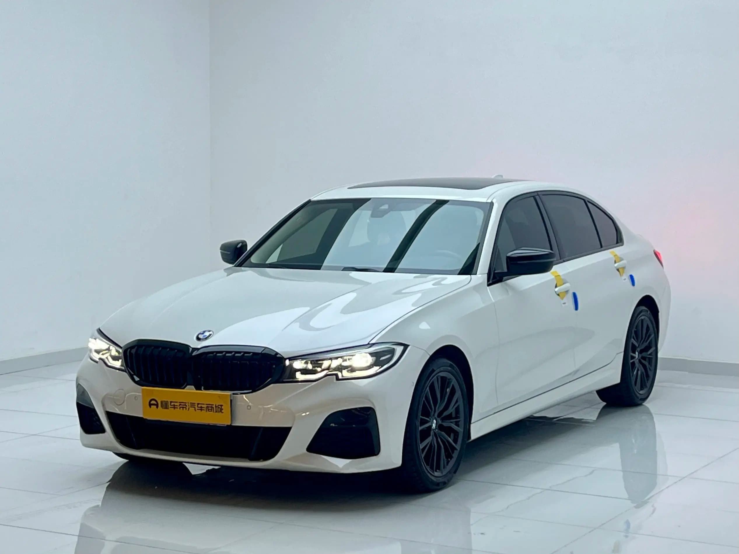 BMW 3 Series 2022 г. 41692 км.
