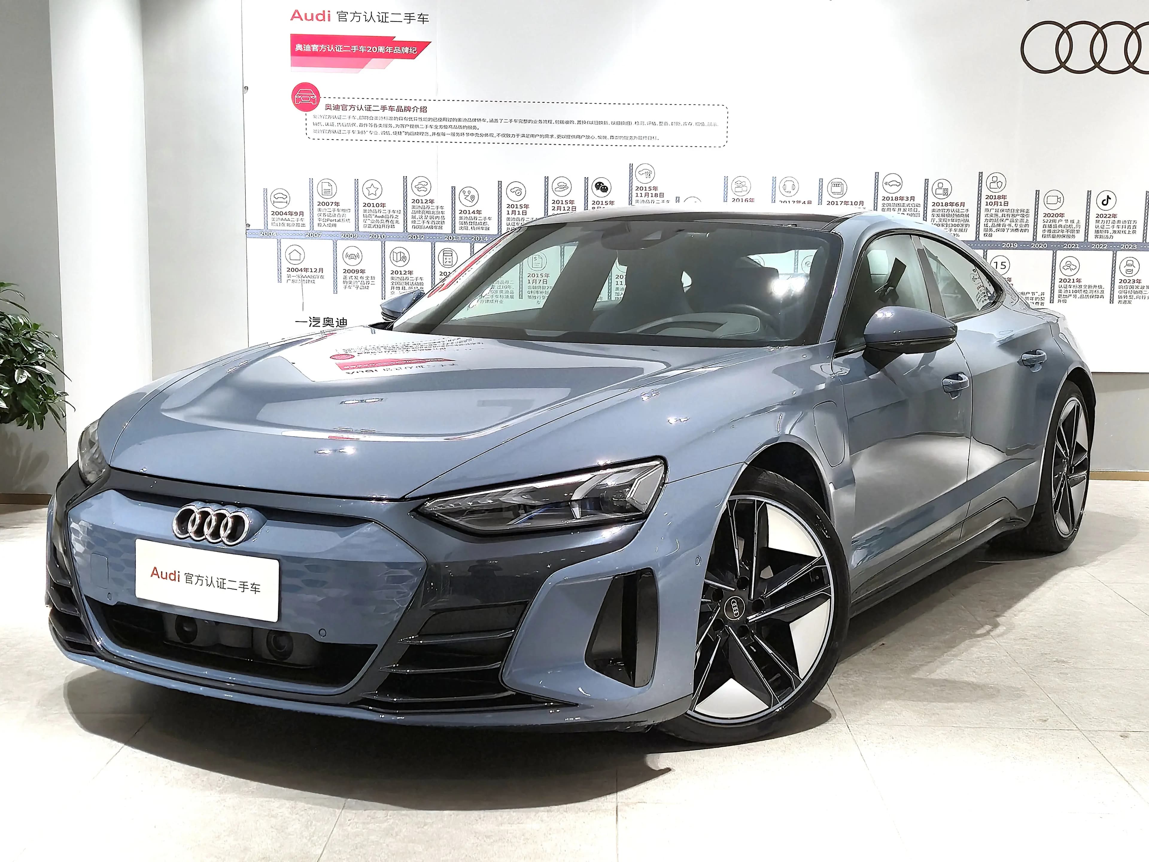 Audi e-tron GT 2024 г. 18024 км.