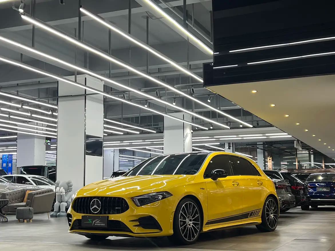 Mercedes-Benz A-Class AMG 2023 г. 25076 км.
