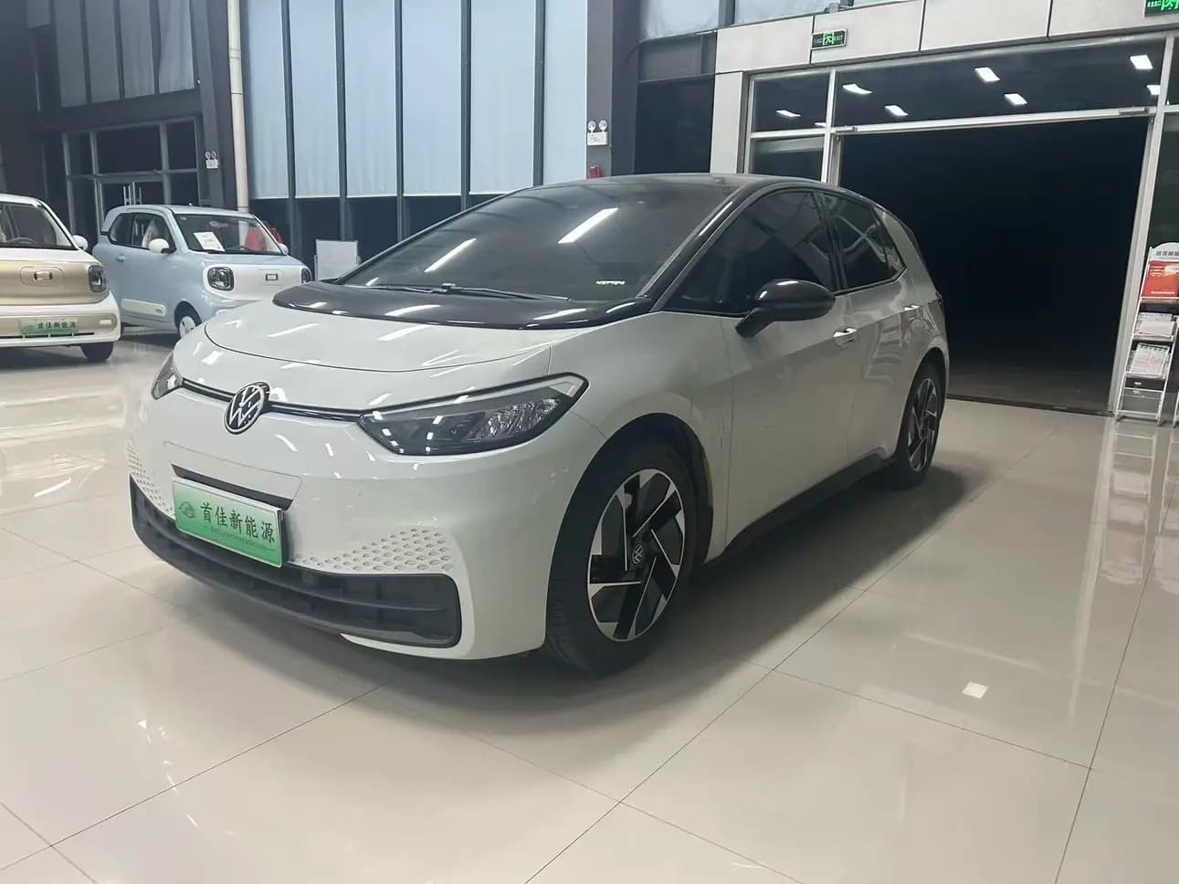 Volkswagen ID.3 2024 г. 10800 км.