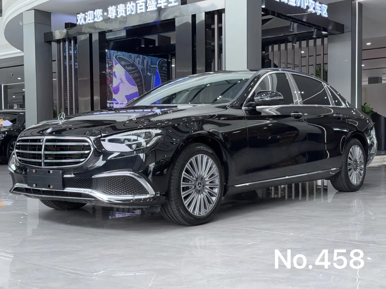 Mercedes-Benz E-Class 2021 г. 61124 км.