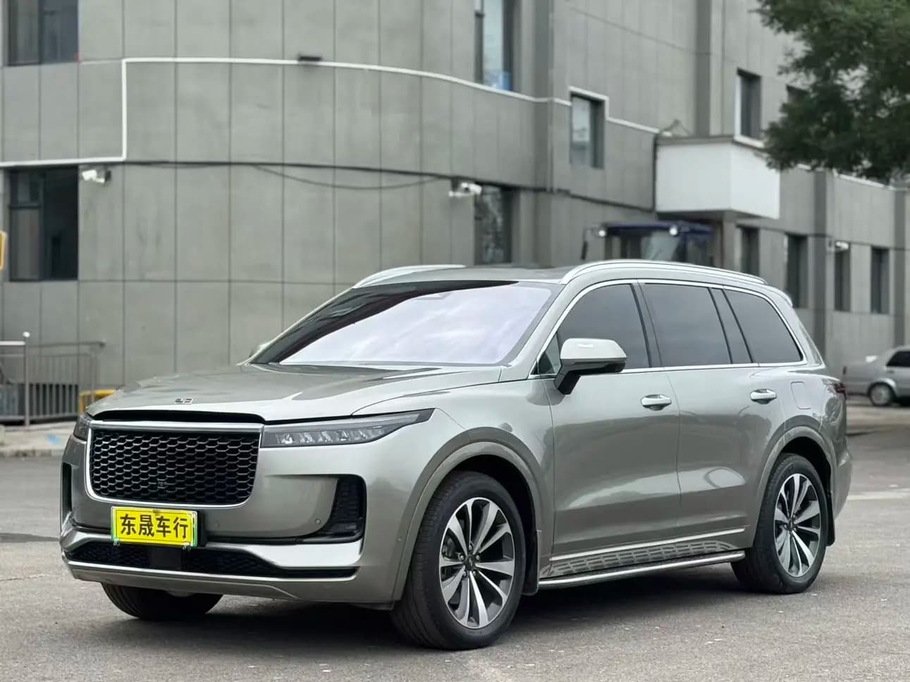 Lixiang ONE 2022 г. 100014 км.