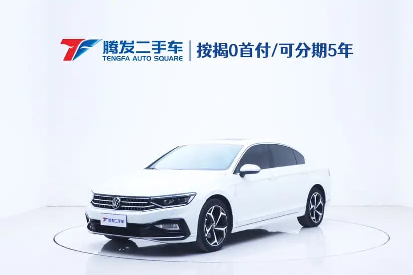 Volkswagen Magotan 2023 г. 37086 км.