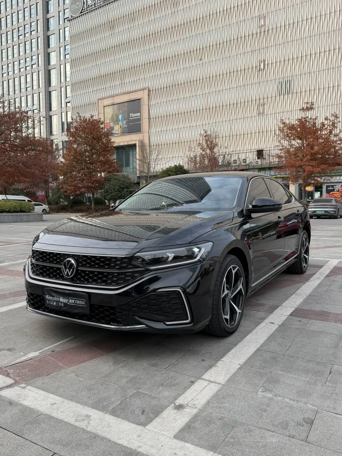 Volkswagen Passat 2022 г. 105147 км.