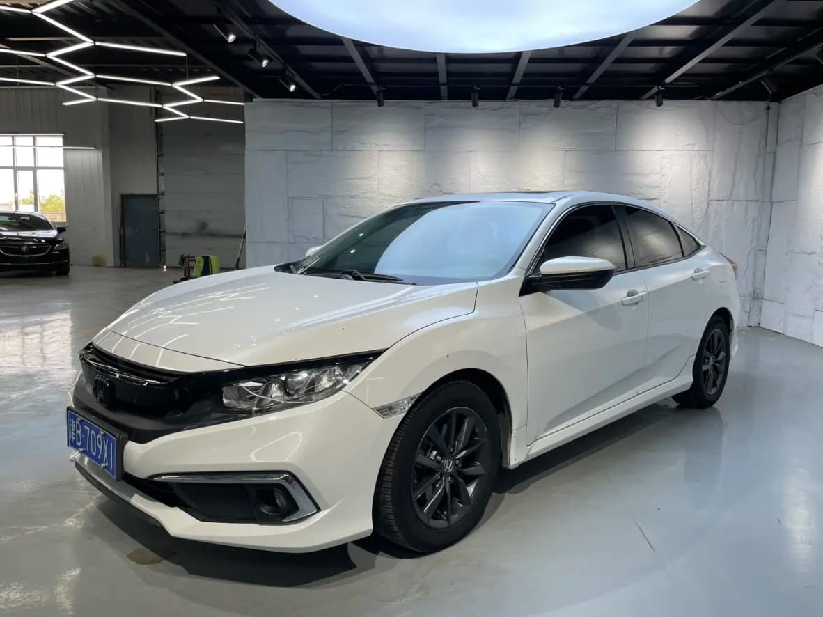 Honda Civic 2021 г. 61000 км.