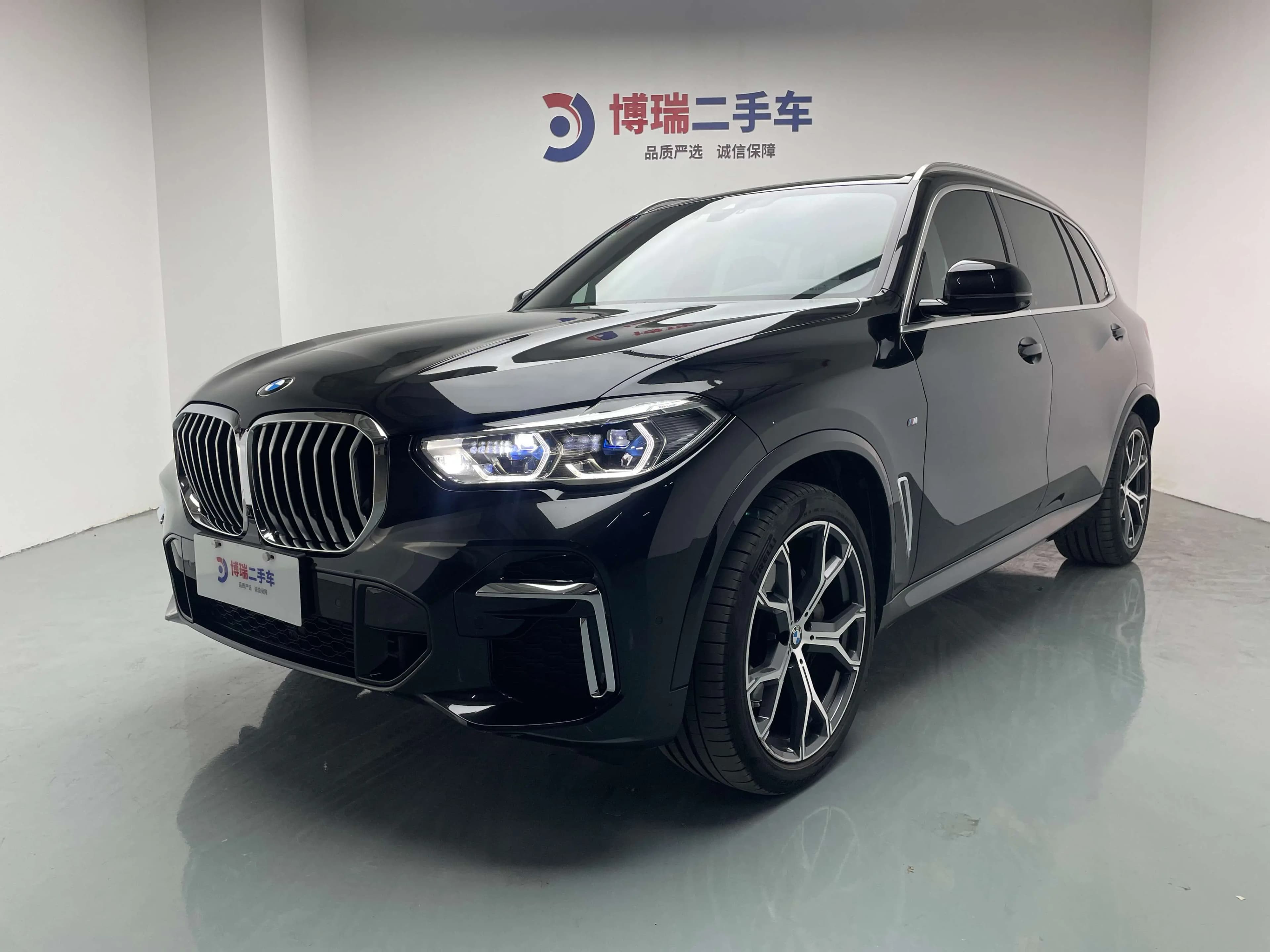 BMW X5 2023 г. 84478 км.