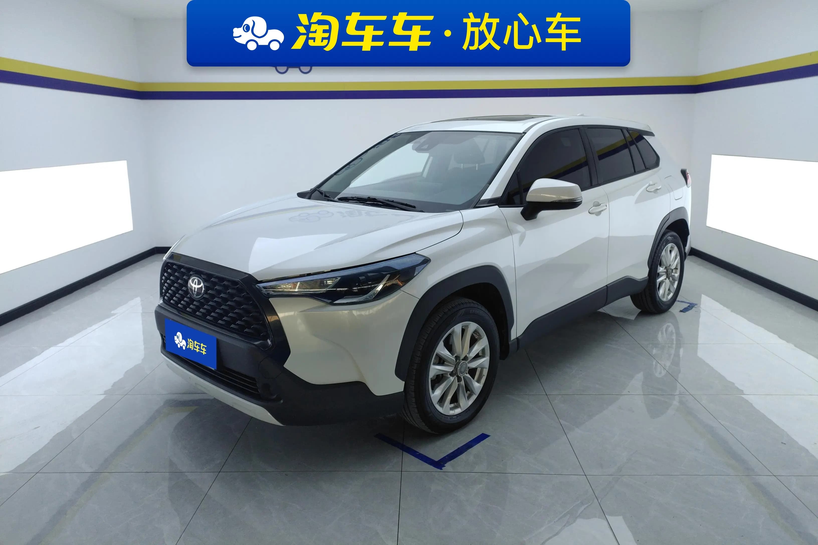 Toyota Corolla Cross 2023 г. 40412 км.