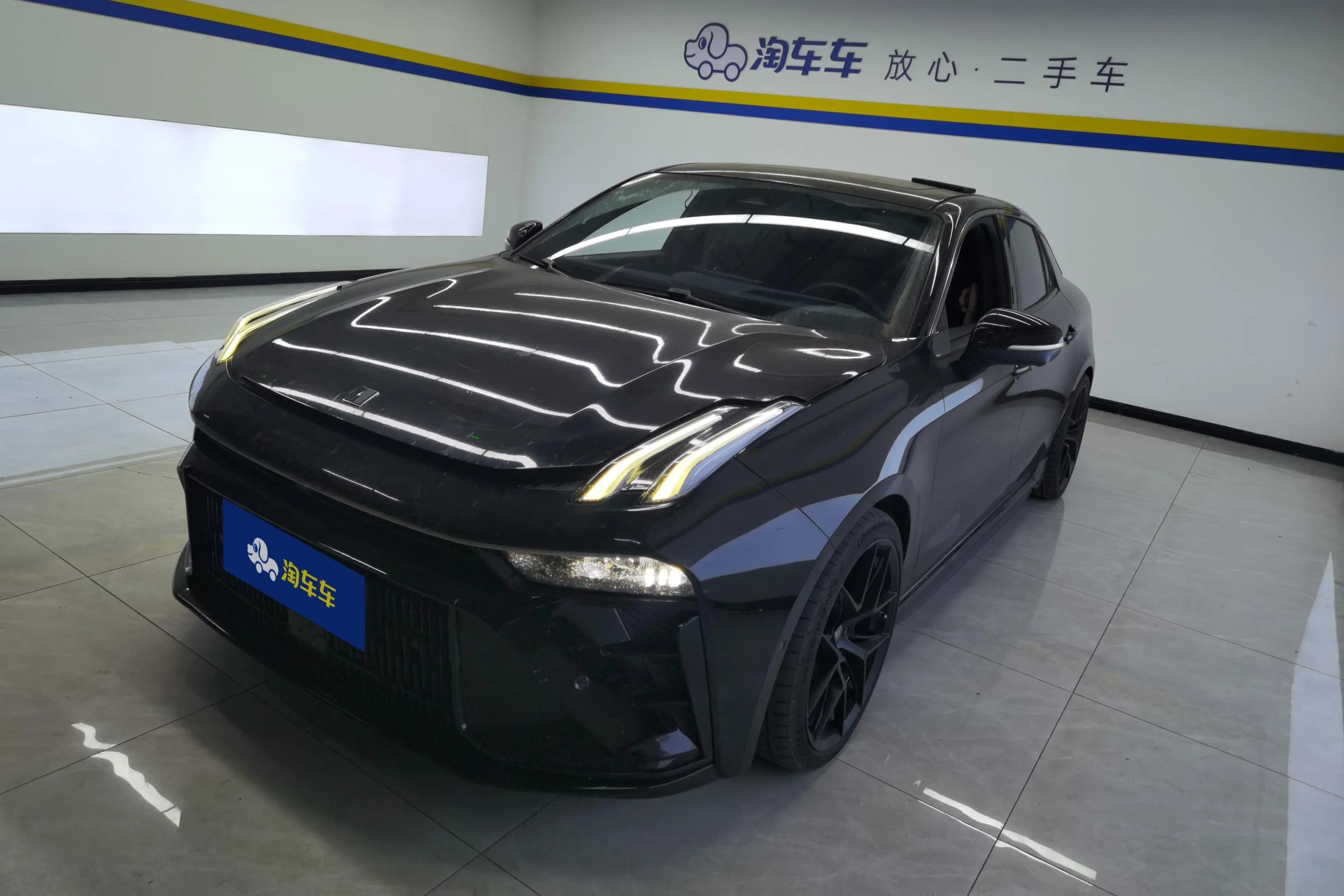 Lynk & Co 03 2022 г. 88840 км.