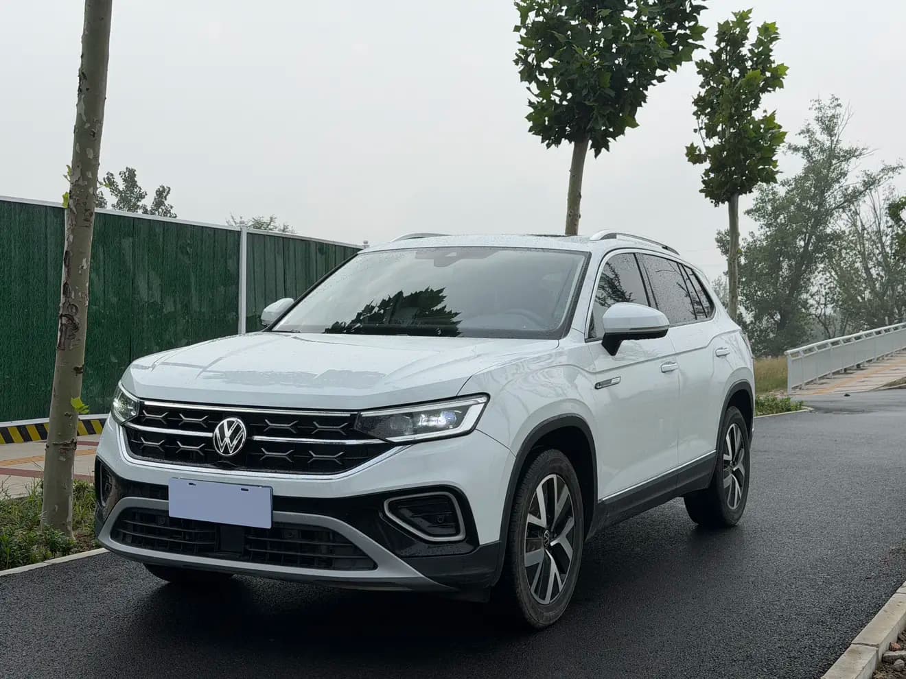 Volkswagen Tayron 2023 г. 70079 км.