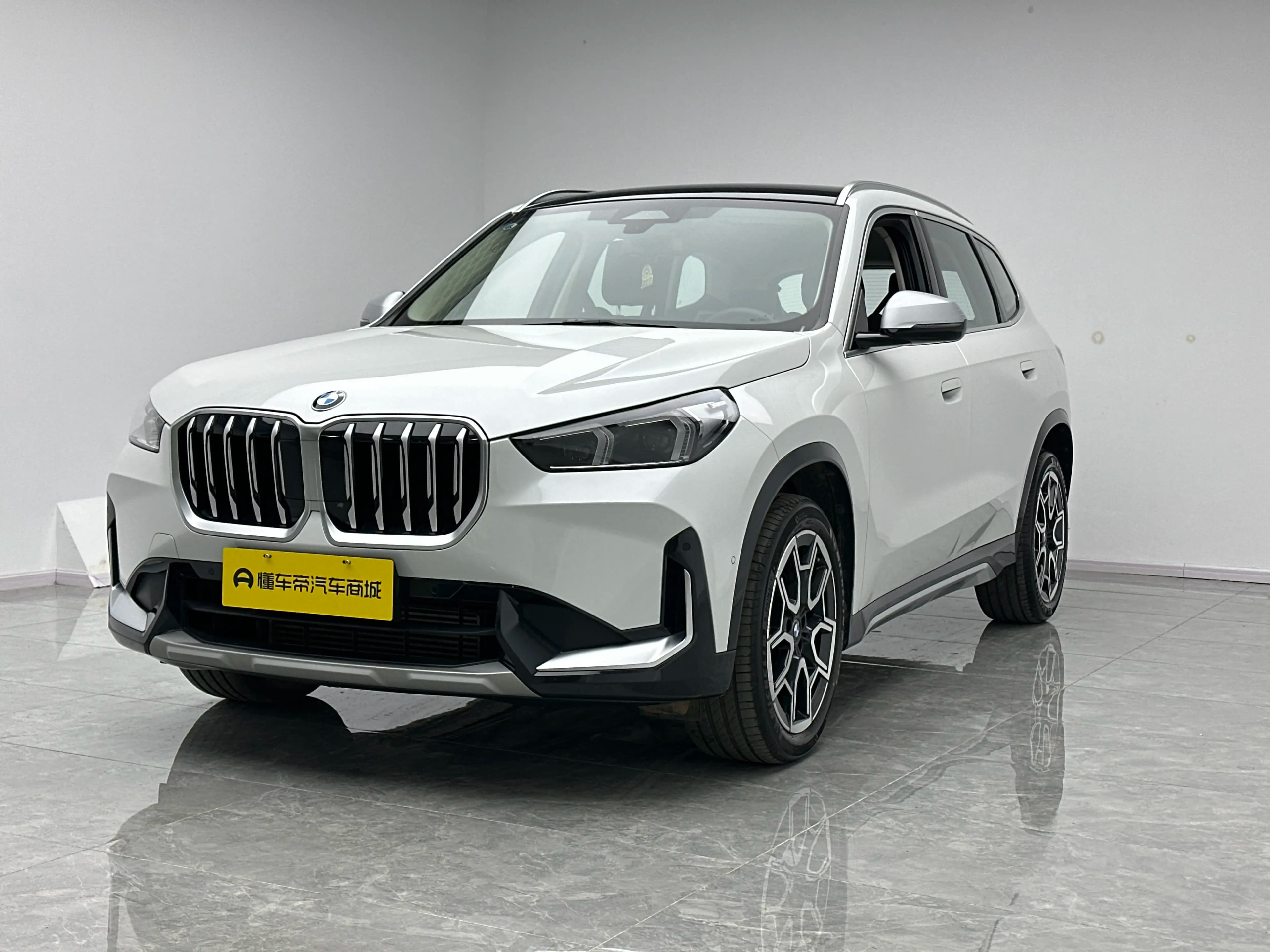 BMW X1 2024 г. 17714 км.