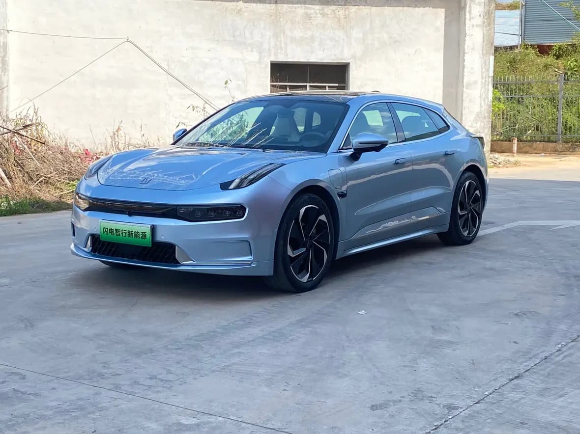 ZEEKR 001 2022 г. 55004 км.
