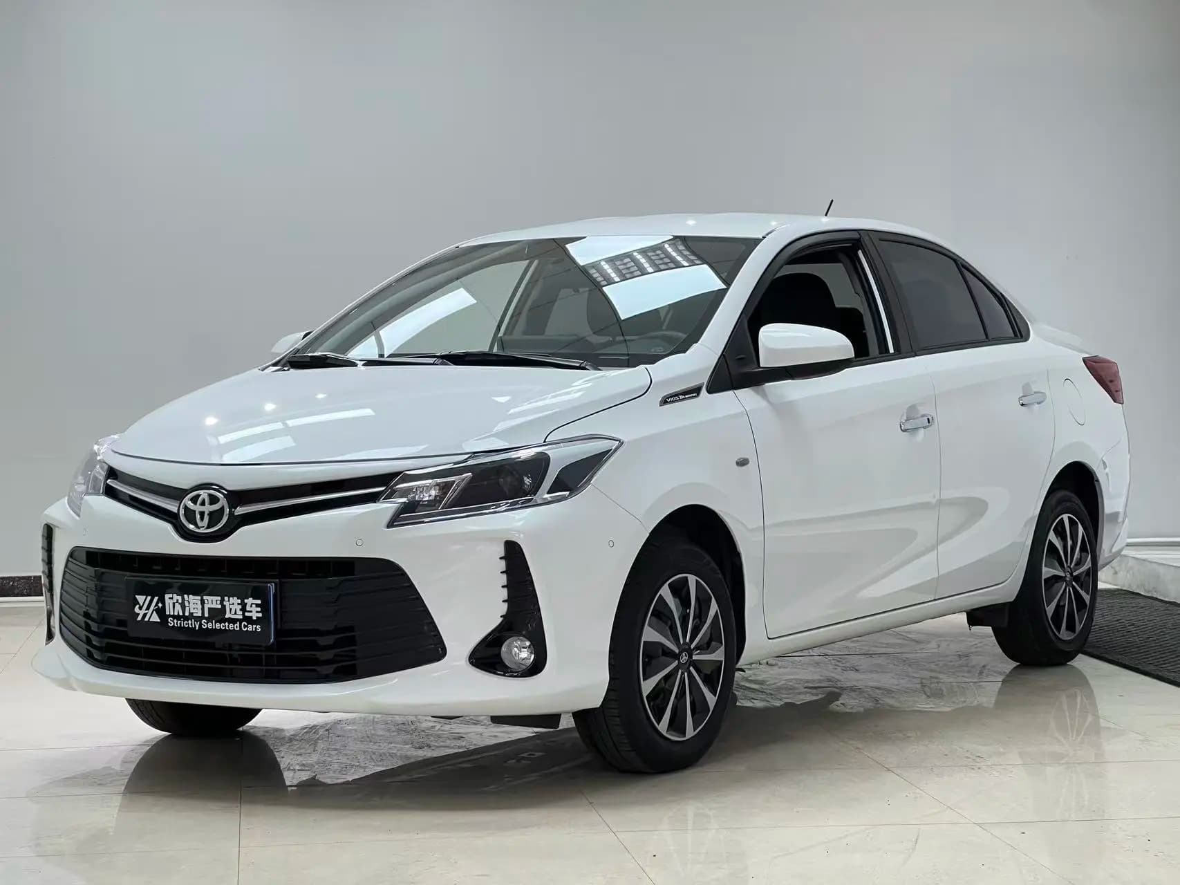 Toyota Vios 2022 г. 17773 км.