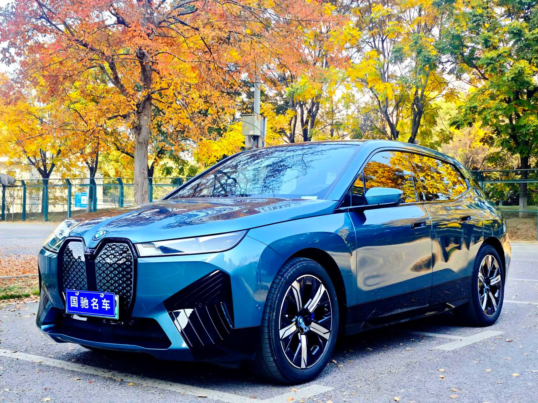 BMW iX 2024 г. 13826 км.