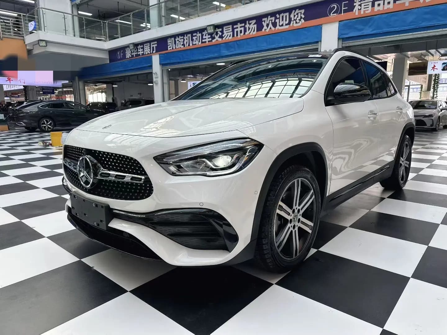 Mercedes-Benz GLA 2022 г. 30042 км.