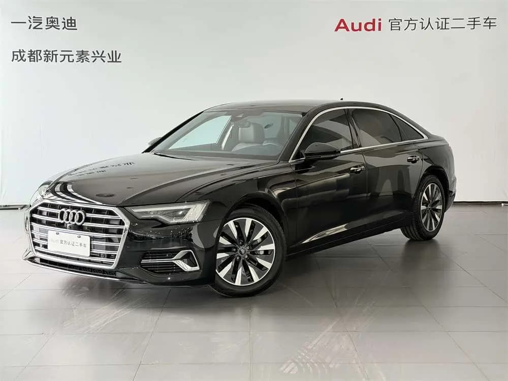 Audi A6L 2024 г. 6806 км.