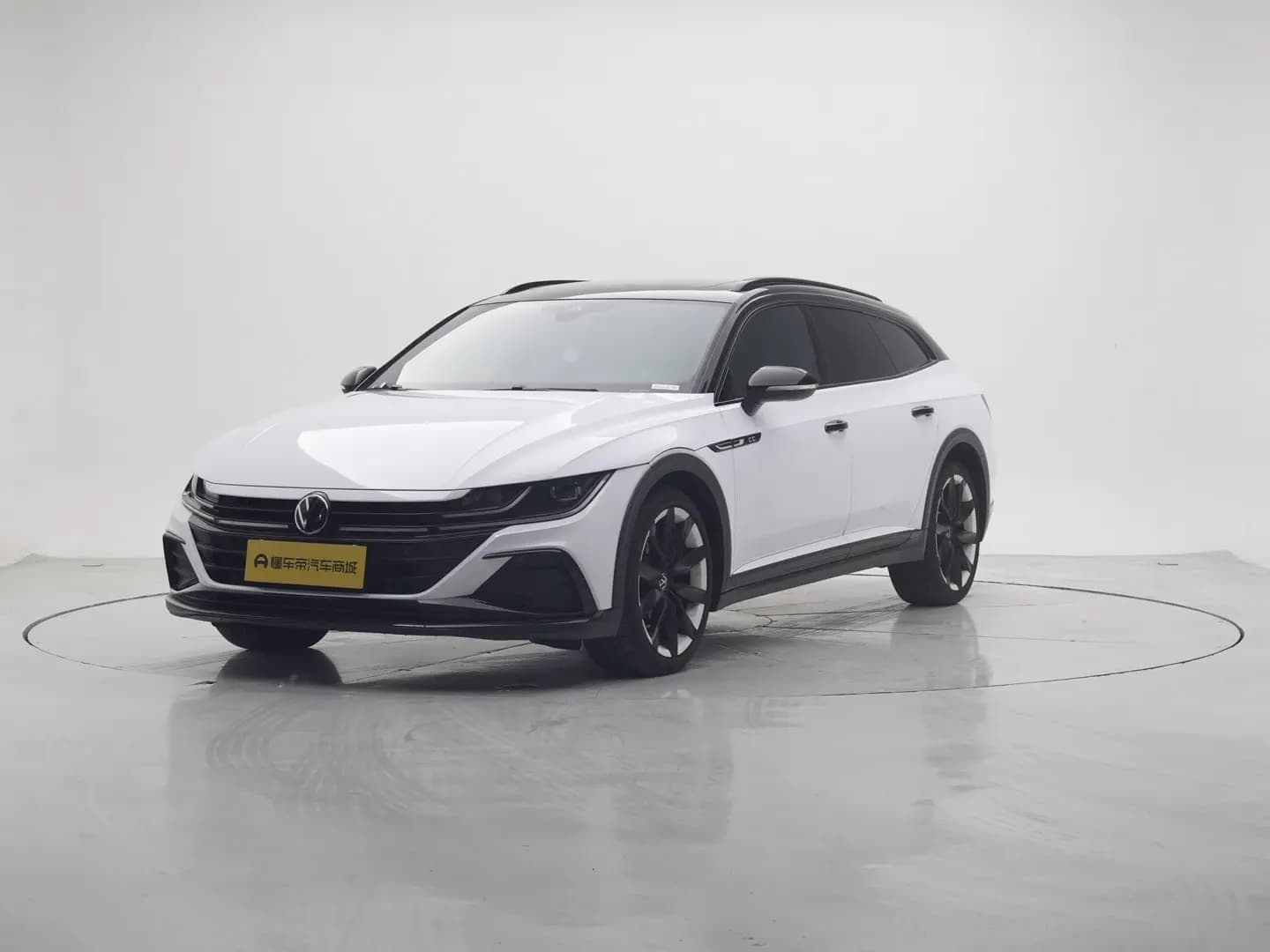 Volkswagen Arteon 2021 г. 68674 км.
