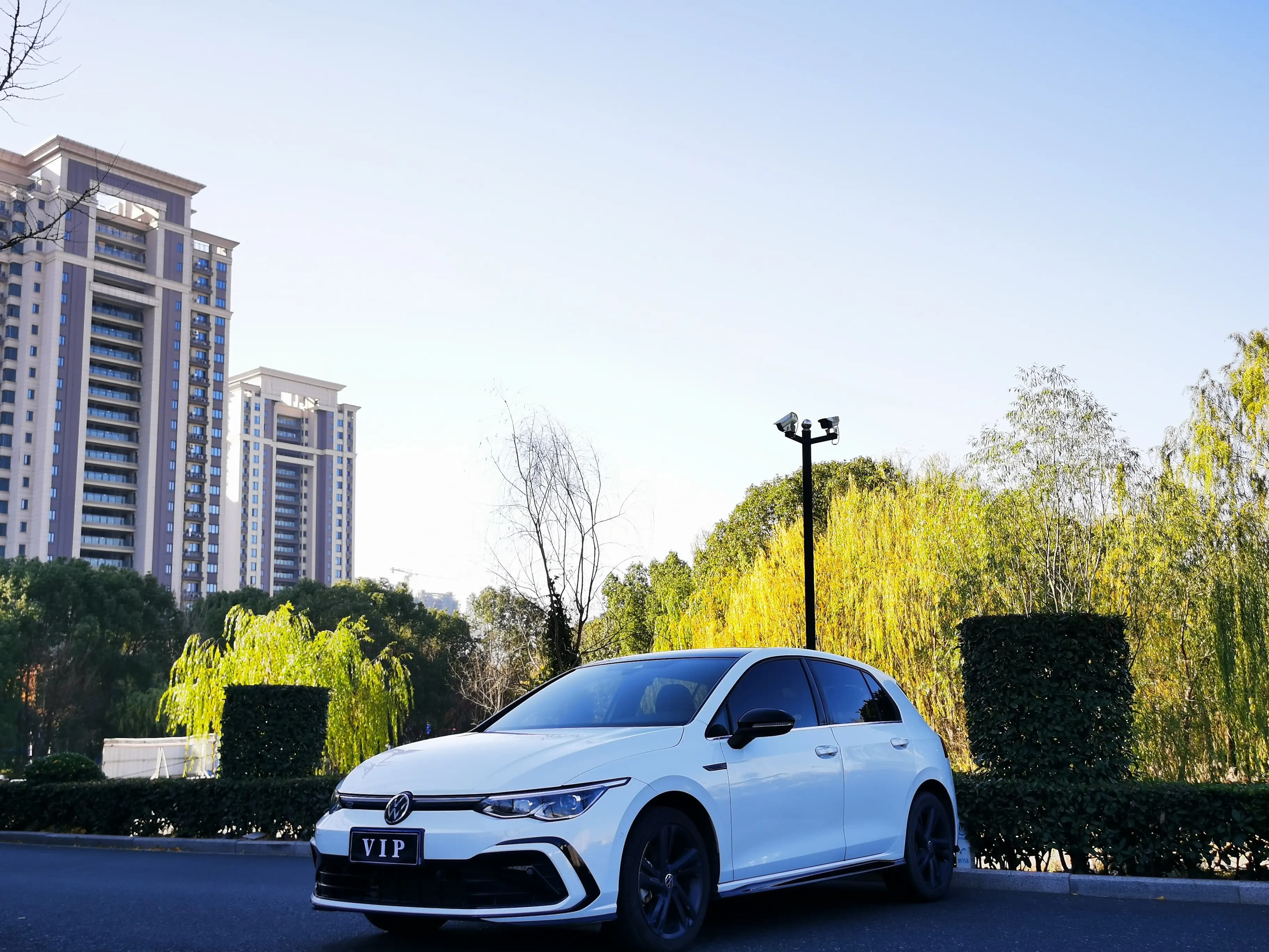 Volkswagen Golf 2022 г. 39000 км.