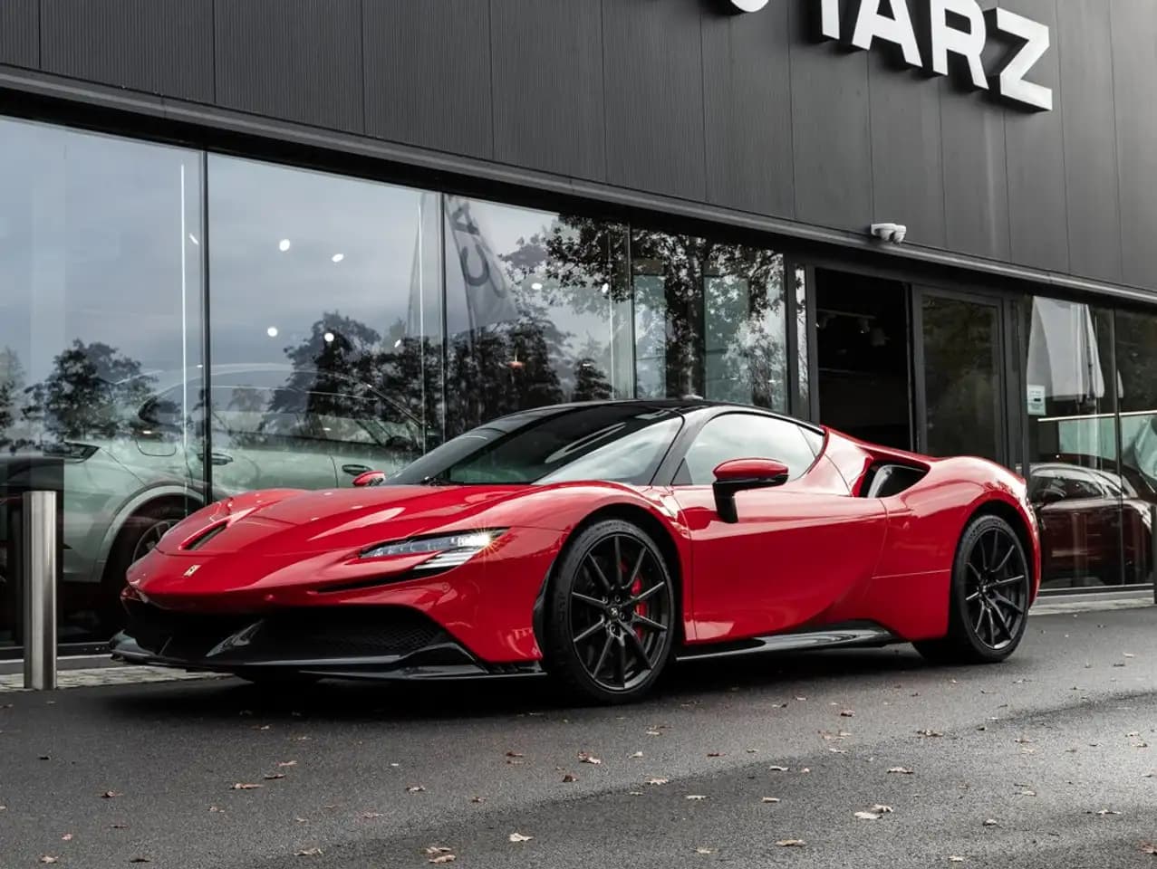 Ferrari SF90 Stradale 2021 г. 14991 км.