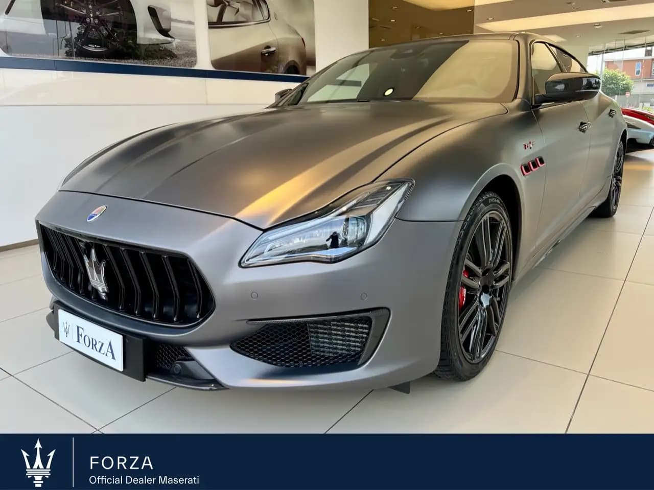 Maserati Quattroporte 2024 г. 15891 км.
