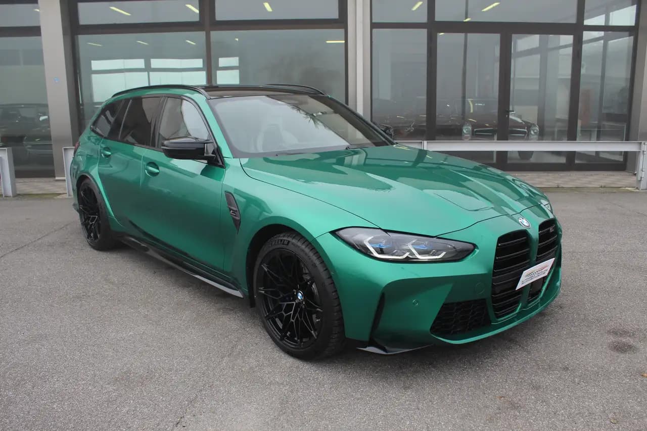 BMW M3 2024 г. 22455 км.
