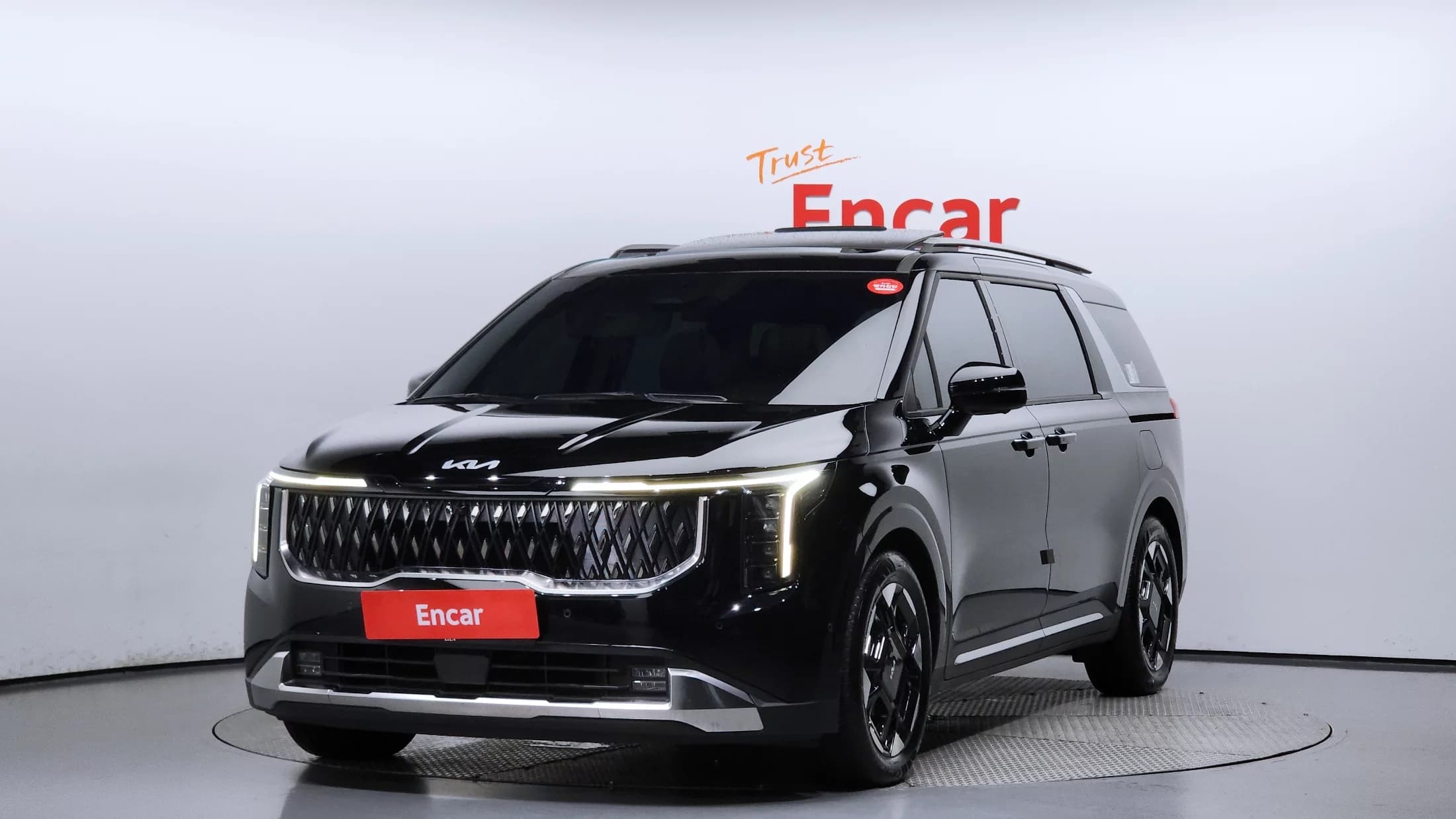 Kia Carnival Gasoline 7-Seater Signature, 2023 г. 25222 км.