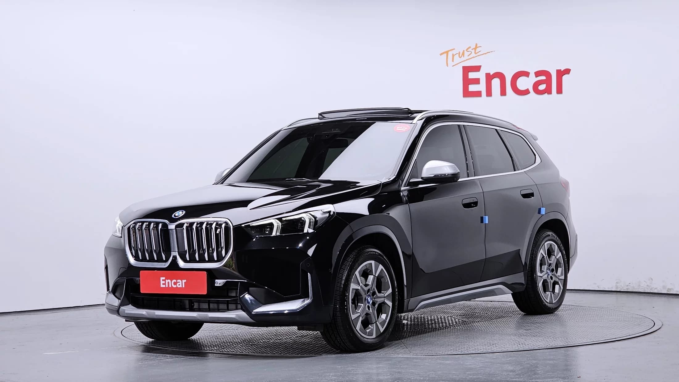 BMW IX1 xDrive 30 xLine, электромобиль, 2023 г. 34647 км.