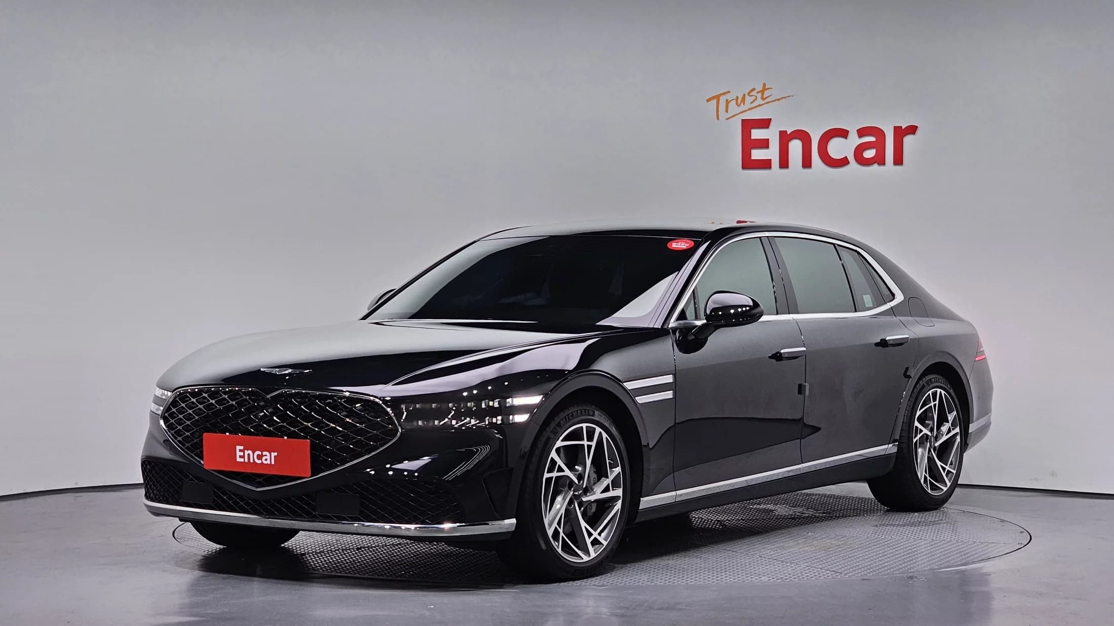 Genesis G90 Gasoline 3.5 Turbo AWD, 2022 г. 36081 км.