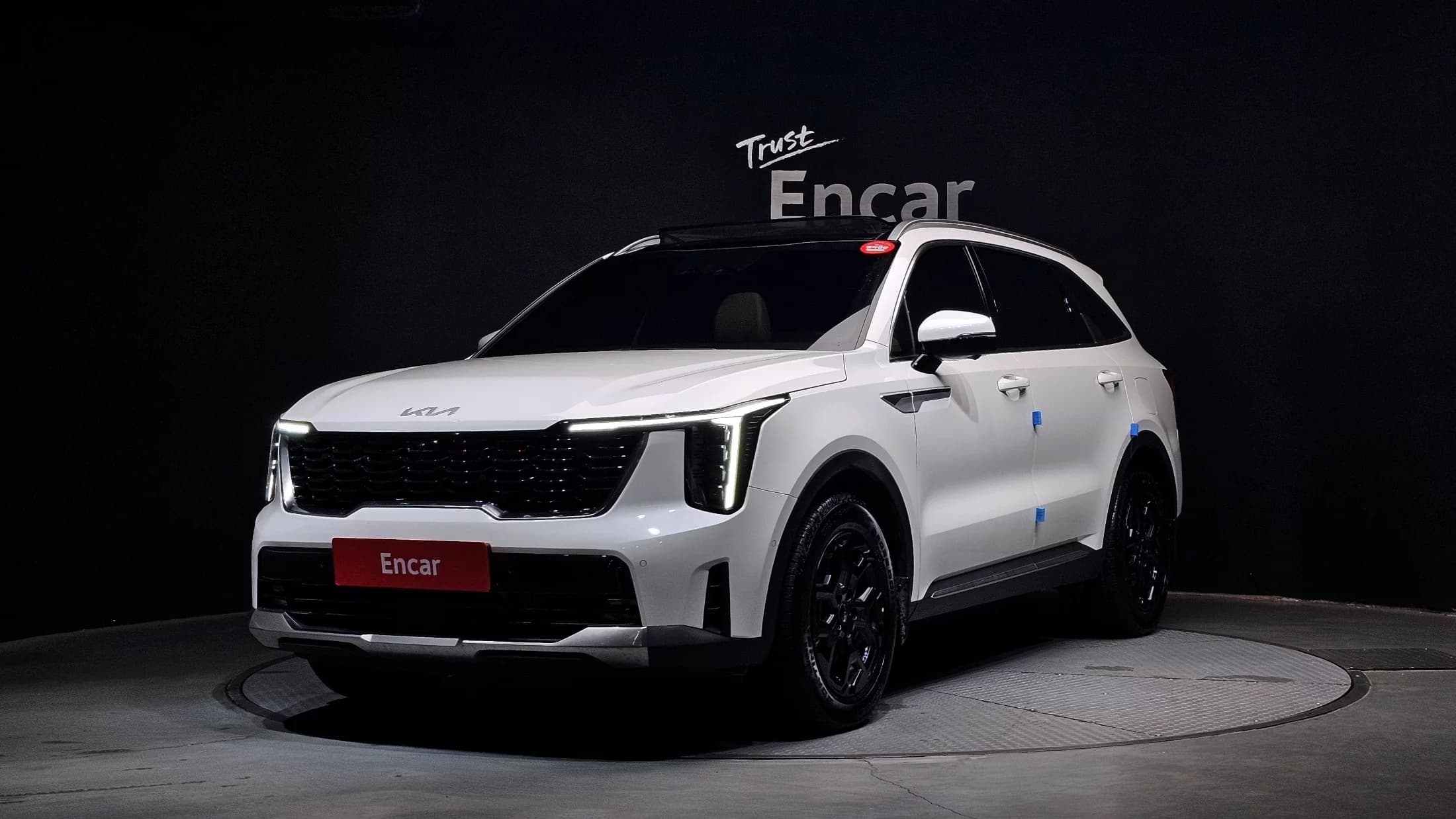 Kia Sorento HEV 1.6 2WD Signature, гибрид, 2023 г. 13869 км.