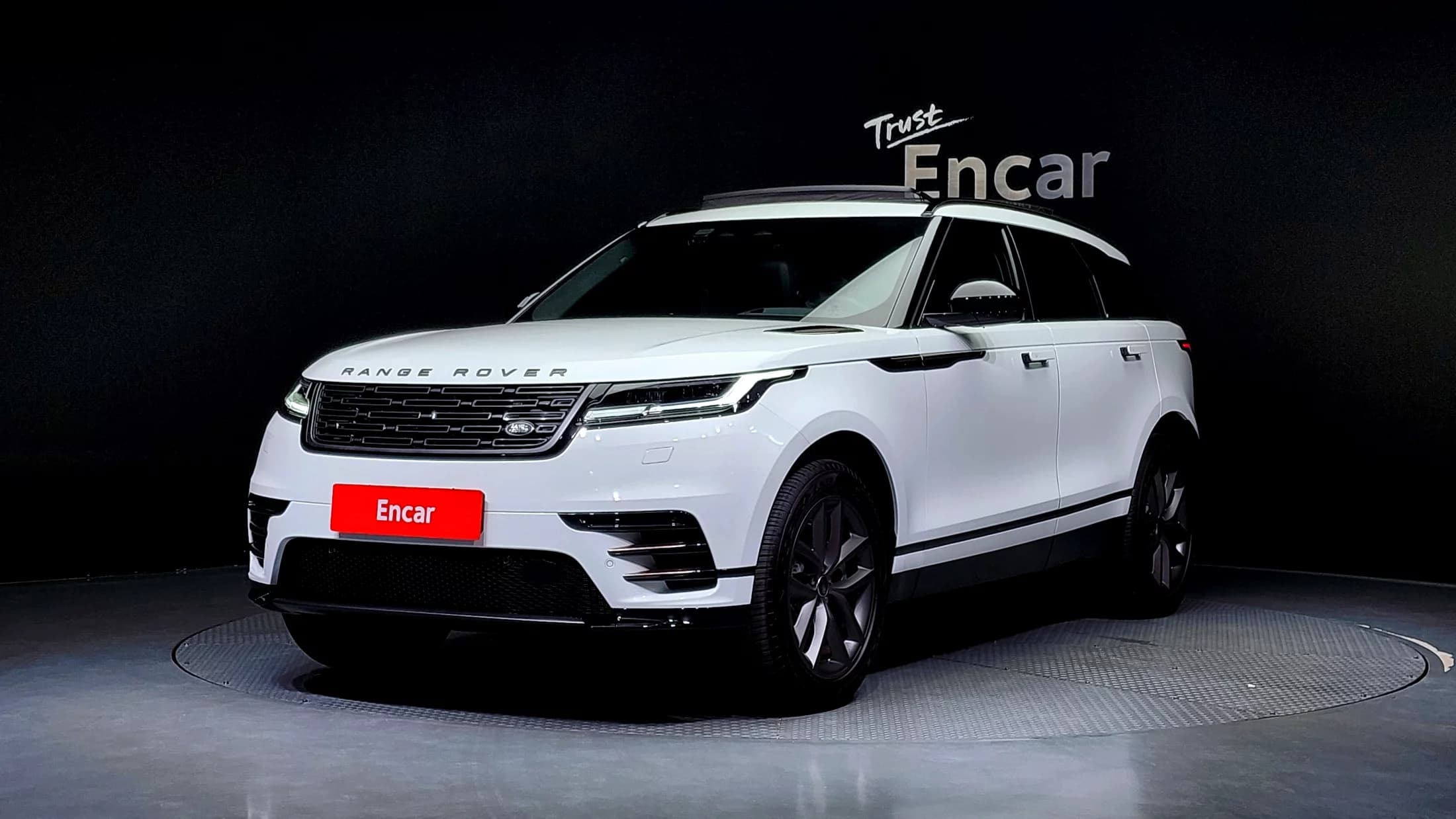 Land Rover RANGE ROVER VELAR 2.0 P250 Dynamic SE, 2025 г. 1218 км.