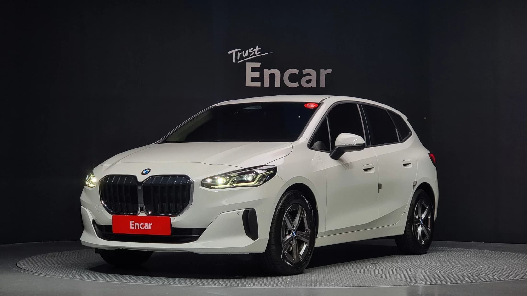 BMW 2-Series 220i Advantage, 2025 г. 13026 км.