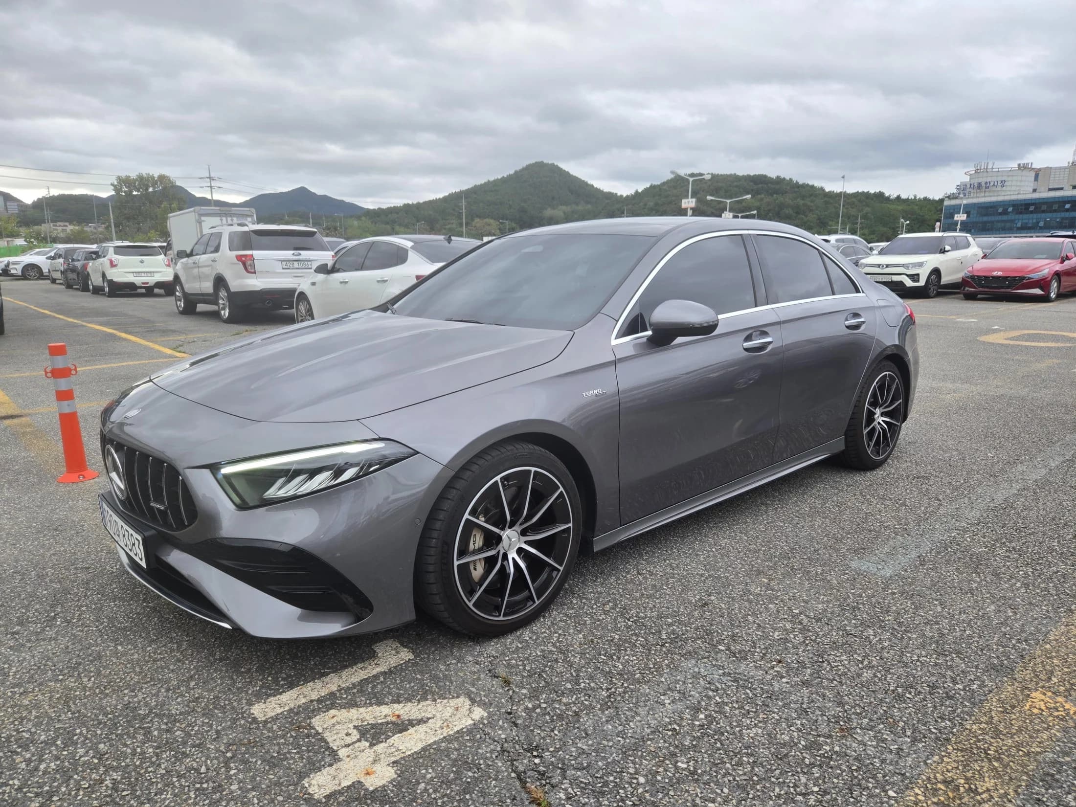 Mercedes-Benz A-Class AMG A35 4MATIC Sedan, 2024 г. 15067 км.